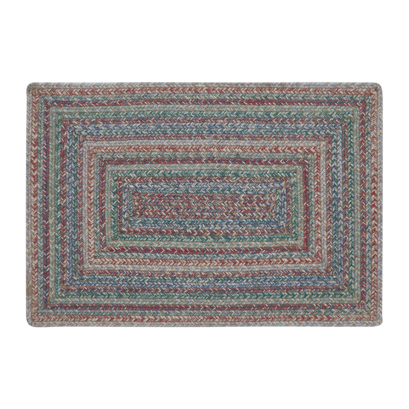 Tapis vert tressé à la main Madiana, Rectangle 1 pi 8 po x 2 pi 6 po