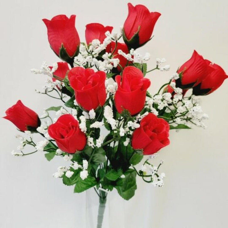 Roses avec fleurs artificielles, Rouge pâle