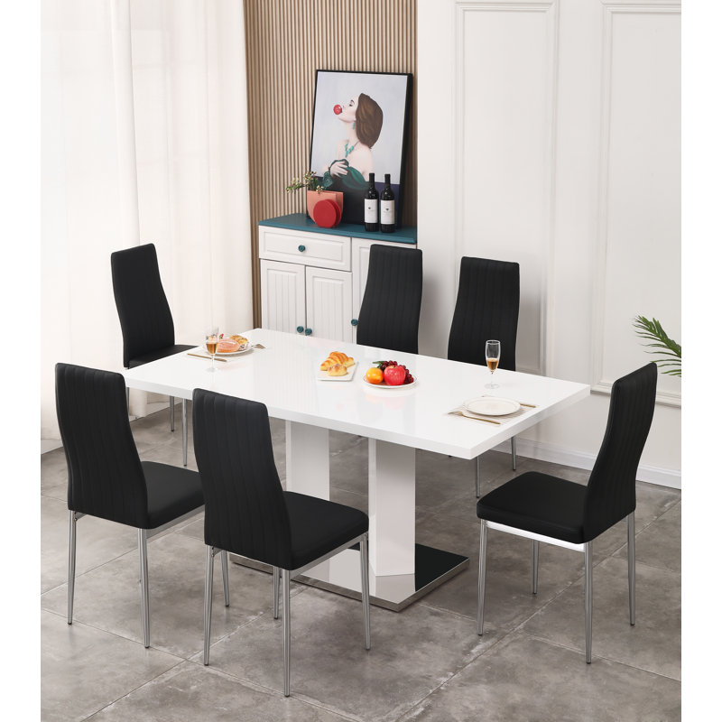 Brittlynn 6 - Person Dining Set, Black