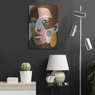 «Geo Face I» par Victoria Borges, art mural en métal