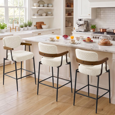 Tabouret de bar en noyer avec accoudoirs enveloppants et siège rembourré