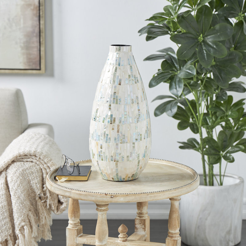 Vase de table Lilou, H 18,7 po x l 8,3 po x P 8,3 po