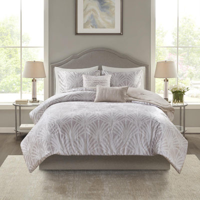 Kiona 5 Piece Crushed Velvet Comforter Set