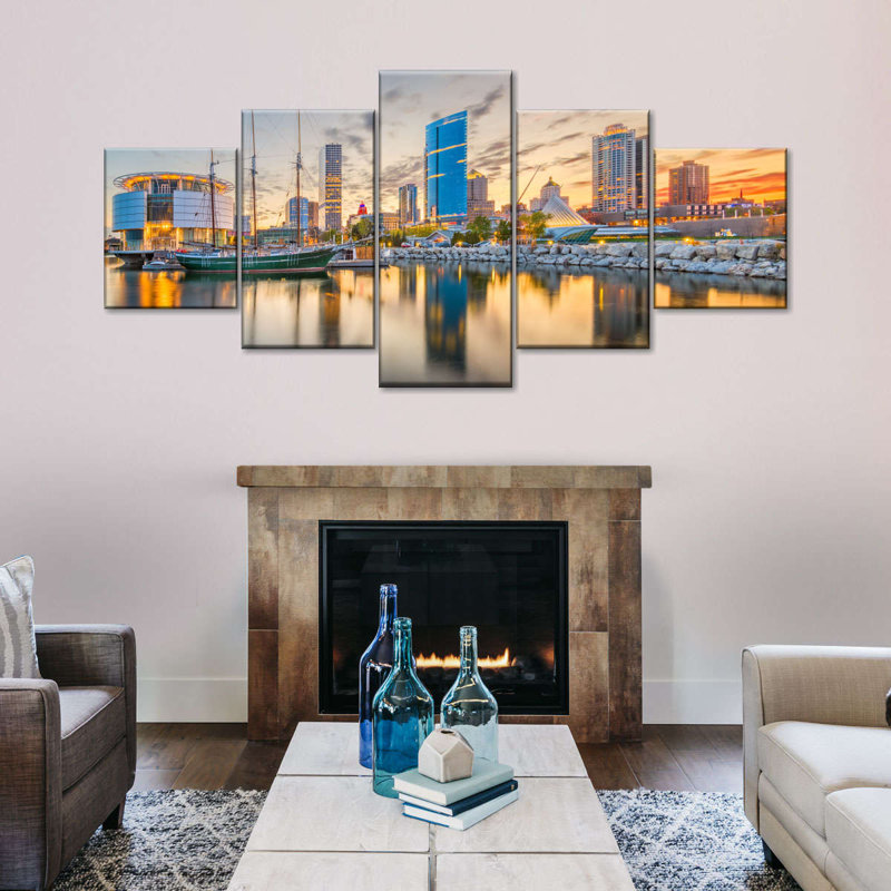 Milwaukee Downtown - 5 pièces sur toile tendue, H 34 po x l 74 po x P 1 po