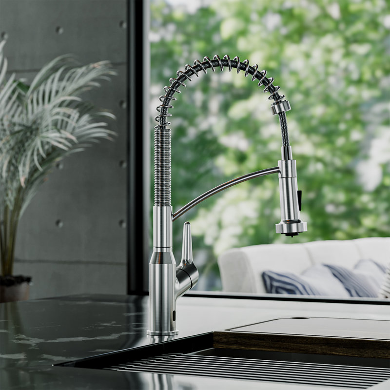 Robinet de cuisine à poignée simple Karran Scottsdale, Acier Inoxydable