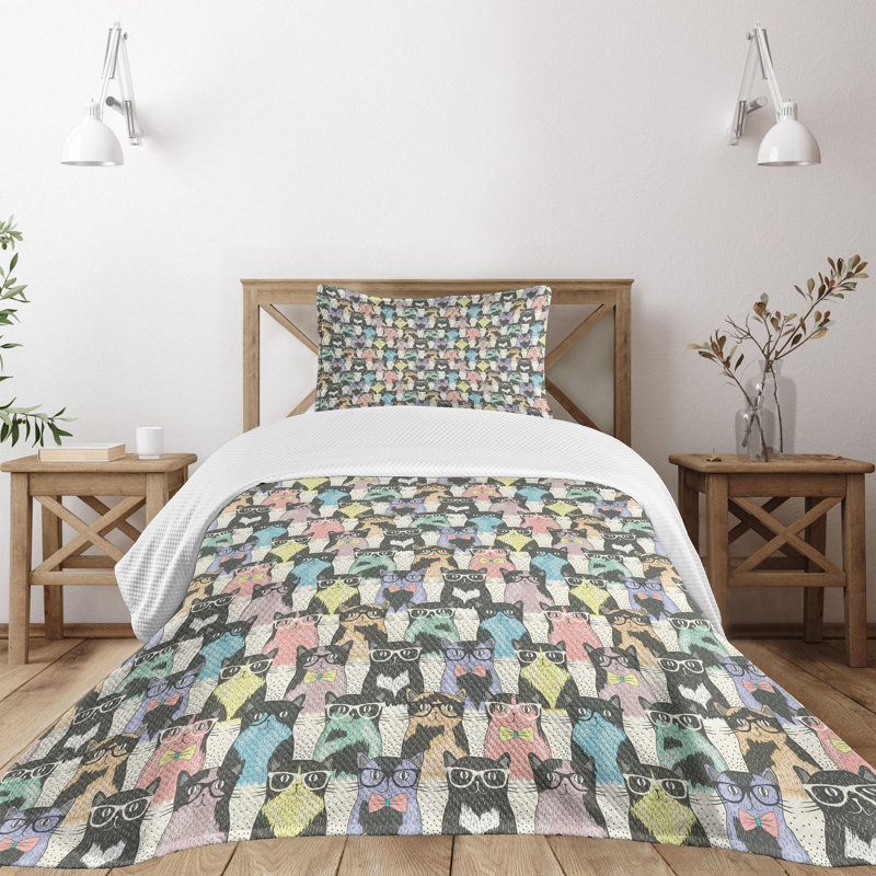 Twin White Quilted Kids Bedspread Set with Pillow Sham