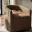Chaise d'appoint pivotante Hill, dossier demi-tonneau, rembourrage en mousse Rocky Road Brown Boucle-129099767