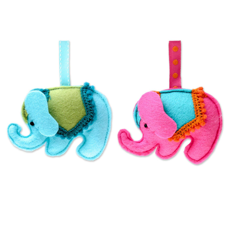 Figurine suspendue feutre éléphants