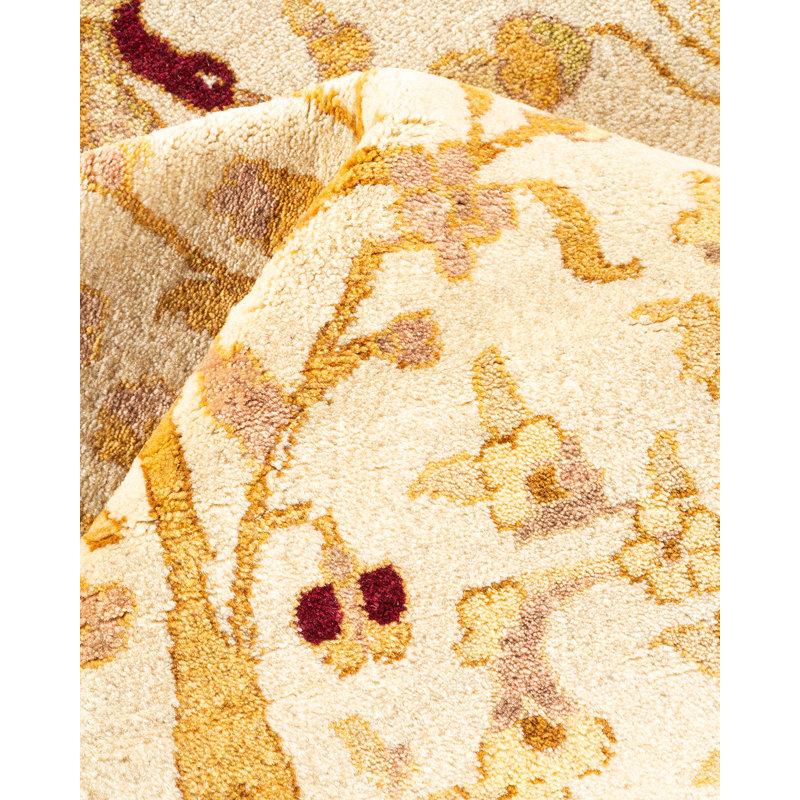 Tapis ivoire traditionnel en laine noué à la main 12 pi 2 po x 22 pi 0 po