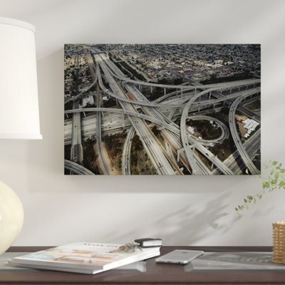 « aerienne view ii, juger harry pregerson interchange, south los angeles, california, usa », reproduction de photo sur toile