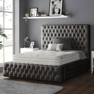 Clovis Upholstered Velvet Bed