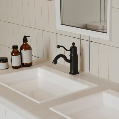 Classic Style Single Handle Bathroom Faucet