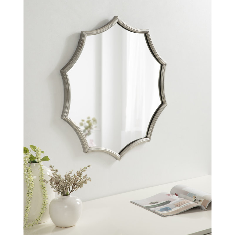 Miroir mural Jeronima, 22,75 po x 24 po, Argent