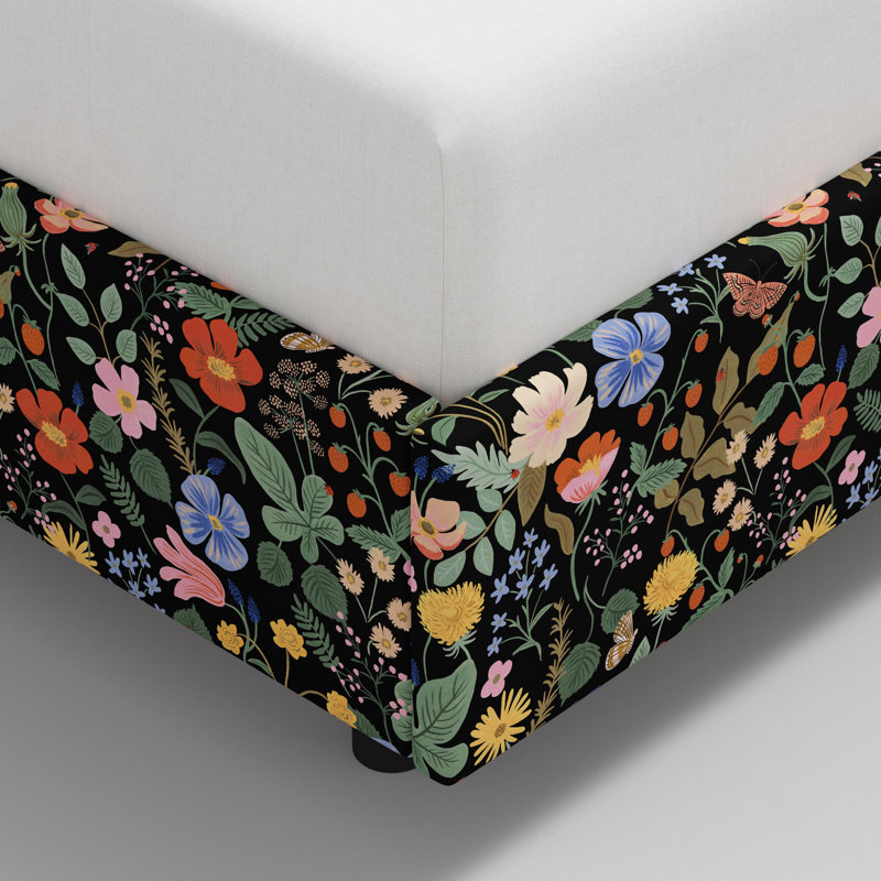 Hampton Bed In Strawberry Fields Black, Full, Strawberry Fields Black