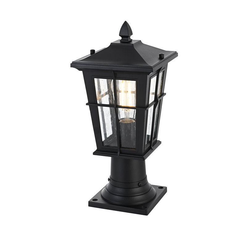 Lampadaire d'extérieur noir de 7 pouces Joelle