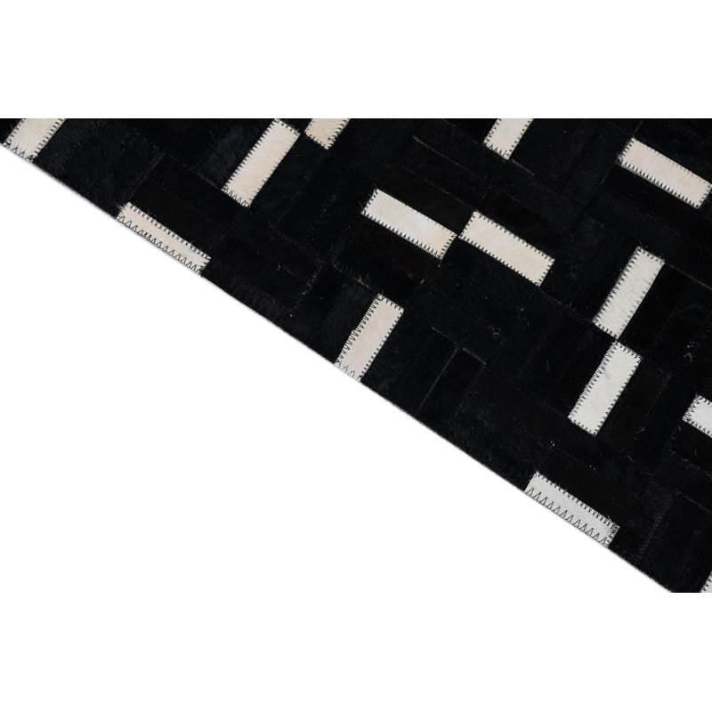 Juliana Black Rug