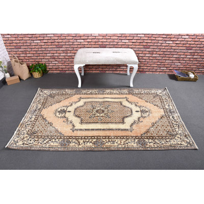 44.9x75.6 Inch Beige Wool Patchwork Rug, Traditional Accent Rug