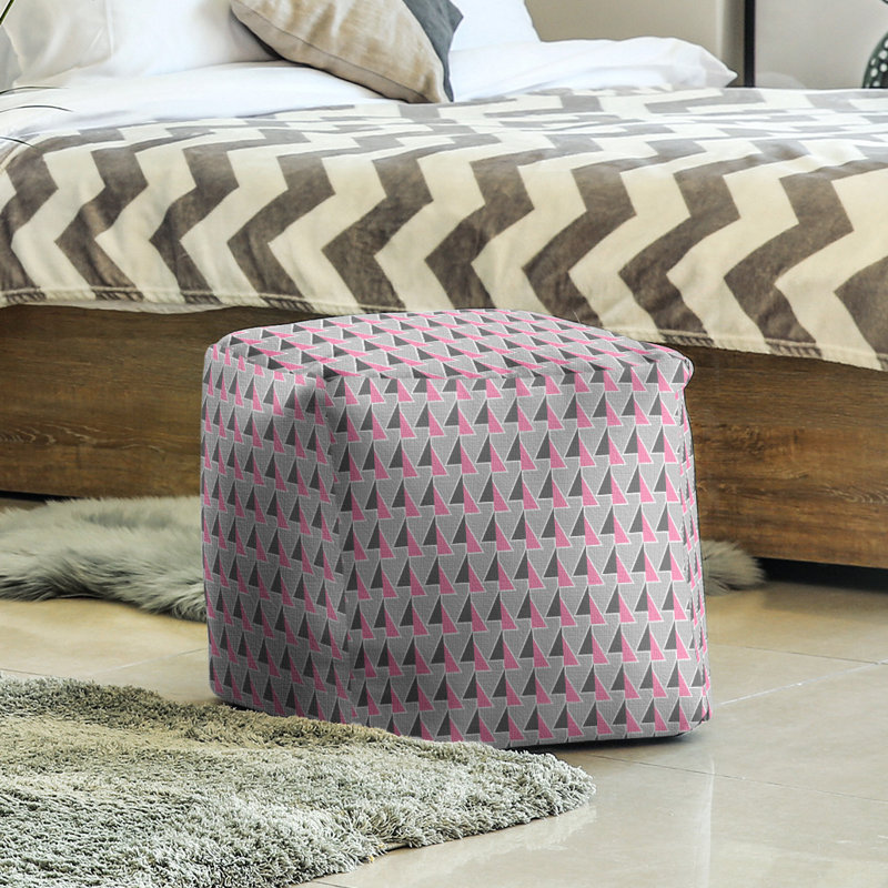 Repose-pieds cube à motif shifted arrows, Rose, H 13 po x l 13 po x P 13 po