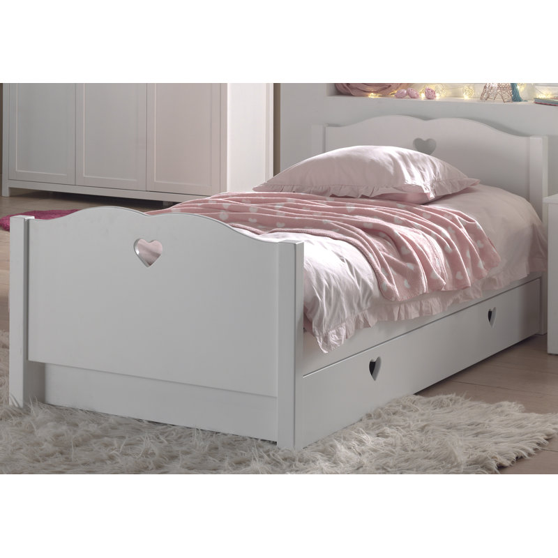 Amori 5 Piece Bedroom Set