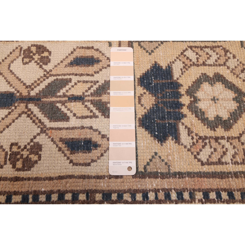 Tapis ivoire Antalya Vintage 4 pi 10 po x 9 pi 6 po