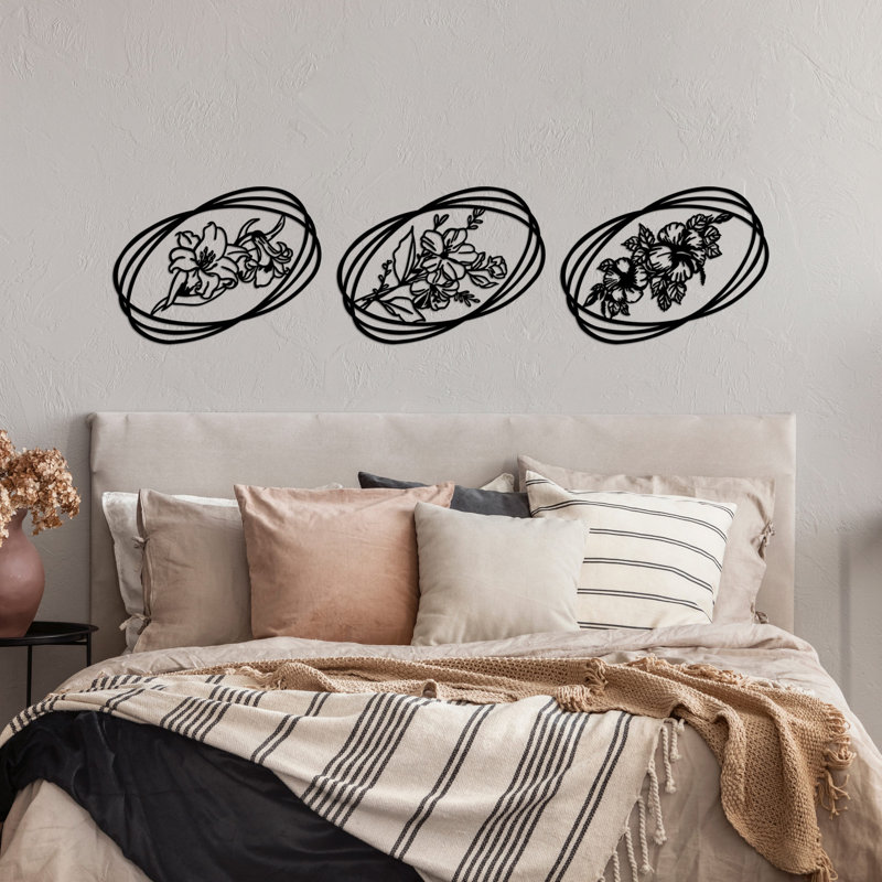 Decorative Metal Wall Accessory