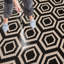 Tapis d'intérieur / extérieur à motif géométrique Deedrick-23234306