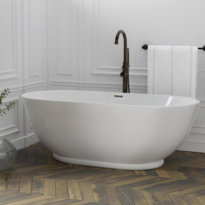 Radcliff 67'' x 29'' Soaking Acrylic Bathtub