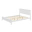 Un lit plateforme contemporain, méticuleusement fabriqué en bois-224291838