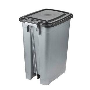  Plastic Step On Outdoor Trash & Recycling Bin