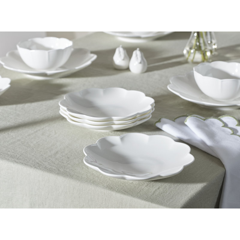 Studio 1414 Scallop 16 Piece Dinnerware Set