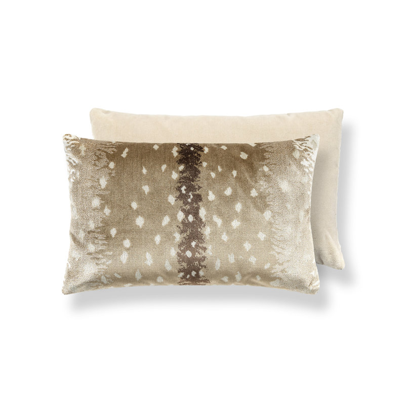ANTELOPE / VELVET PILLOW, Sahara/Beige Animal Print, 14" H x 22" W, Rectangular