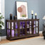 Élégante armoire antique en cerisier avec tablettes réglables et lumières DEL dynamiques