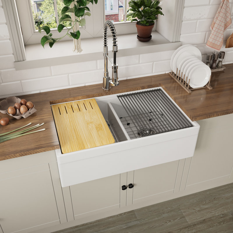 CASAINC 33" L Farmhouse Double Bowl Fireclay Kitchen Sink