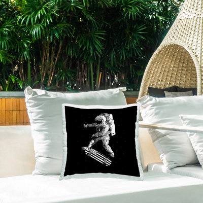 Coussin d'extérieur imprimé skateboarding par Robert Farkas