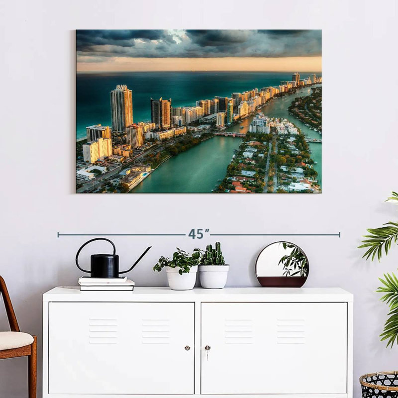 Nicci Stormy Miami, H 26 po x l 39 po