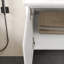 Armoire murale avec 2 tablettes ouvertes