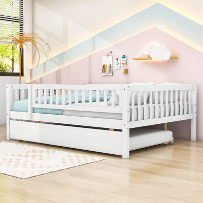 Clyda Daybed with Twin Trundle and Fence Guardrails