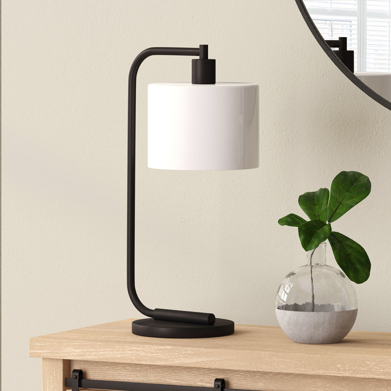 Lampe de table arquée 20,5 po Calianne, Noir, noir, noir, noir, Blanc