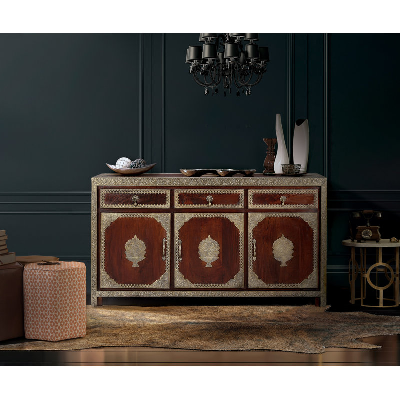 Obyrne 150cm Solid Wood Sideboard