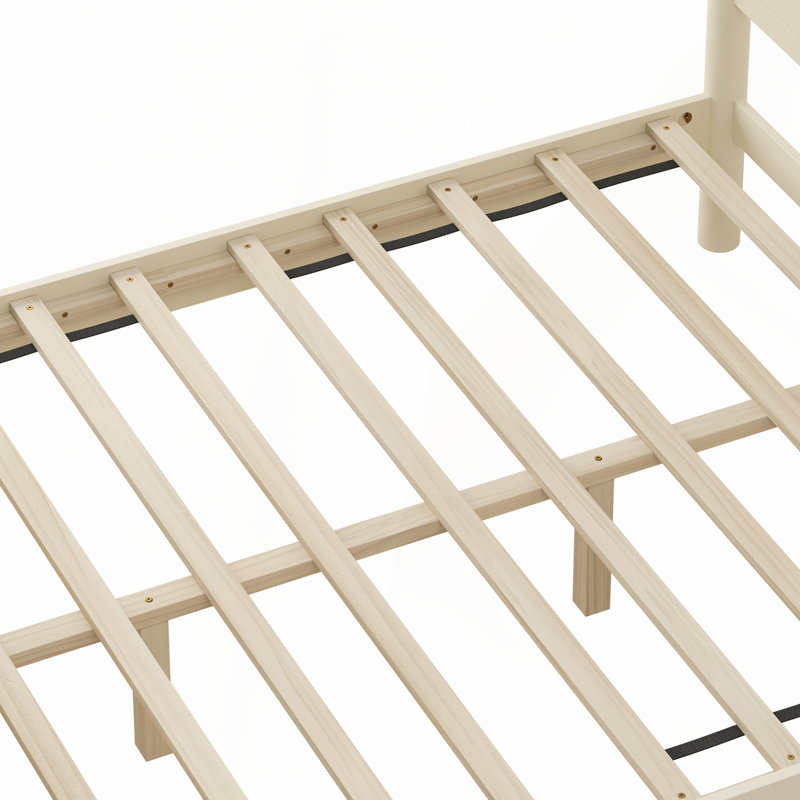 Structure de lit plateforme en bois grand format avec tête de lit, support à lattes en bois et fabrication durable pour un confort et un style durables.