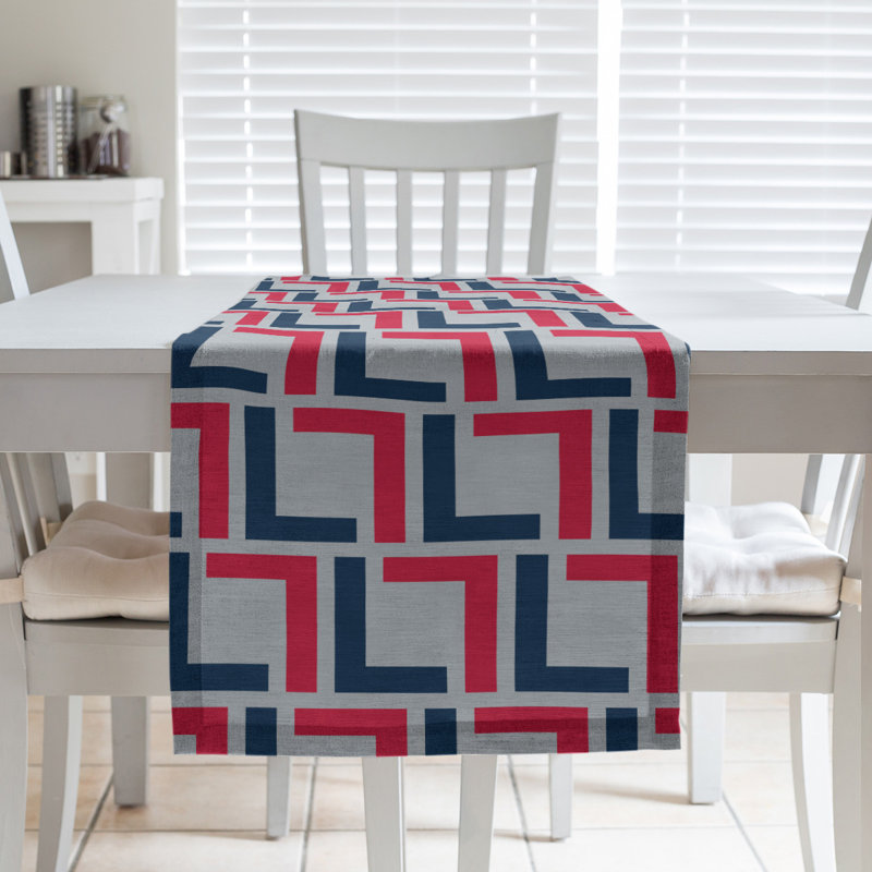Chemin de table Carolina, 72 po x 16 po, Coton, Bleu nautique / blanc / argent nouveau siècle