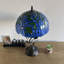 Lampe de table Meryem Tiffany avec vitrail bleu et feuilles vertes incluses Ampoule DEL H 22 po x l 12 po x P 12 po