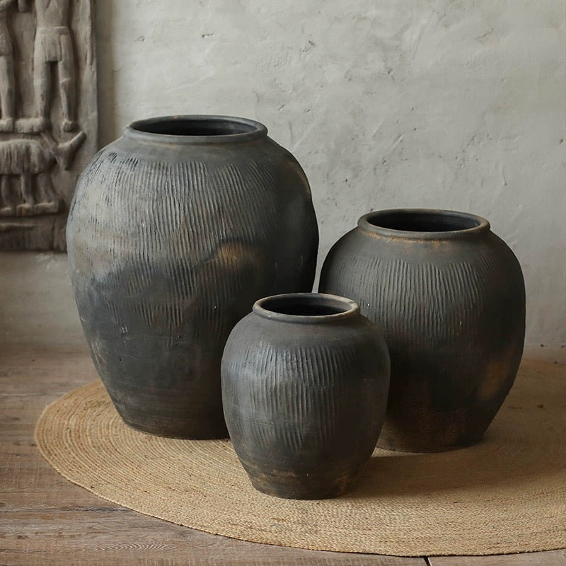 Jhanai Pot Planter, 15.7'' H x 14.17'' W x 7.48'' D