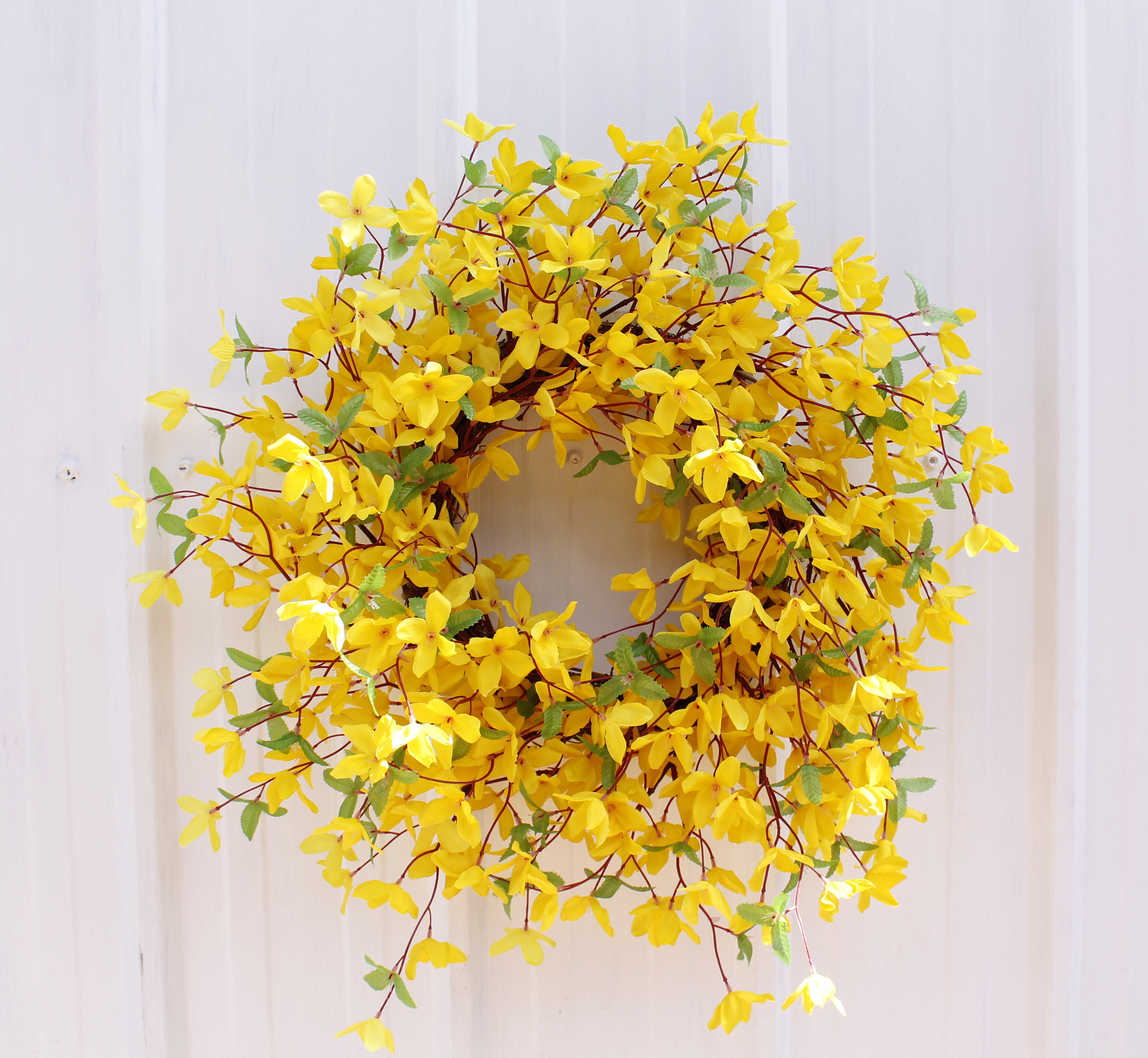 Primrue Ansuma 22-inch Artificial Bright Forsythia Wreath For Your ...