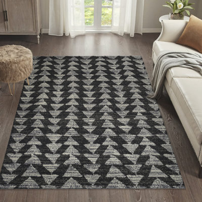 Kellman Moroccan Triangle Geometric Black/Cream Rug