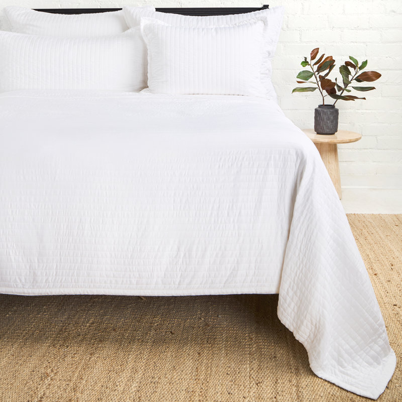 Carlyle Coverlet, Queen Coverlet, White