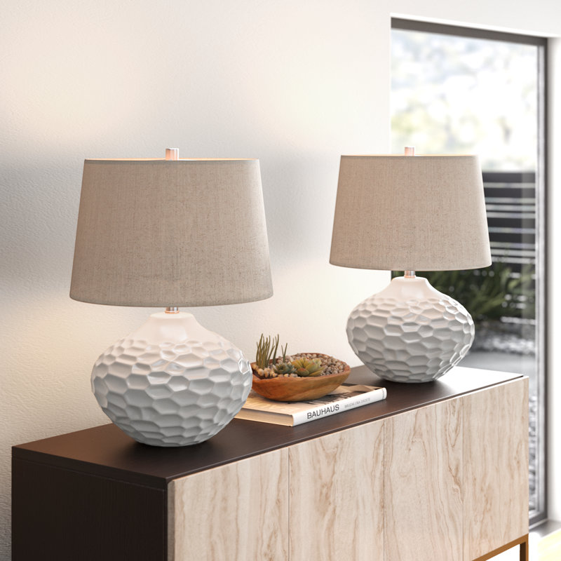 Lampe de table en céramique 21,75 po Brystin