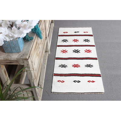 Tapis turc en chanvre tissé à la main avec un tissage plat blanc et à motif pour les espaces d'entrée