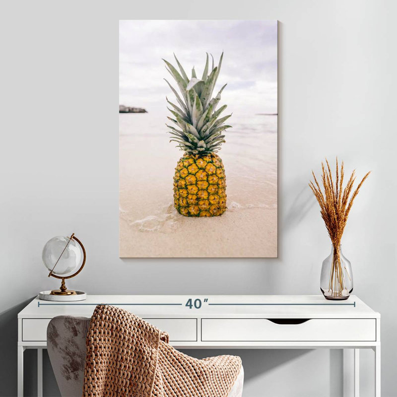 Yarlin Sandy Beach Pineapple, 30" H x 20" W