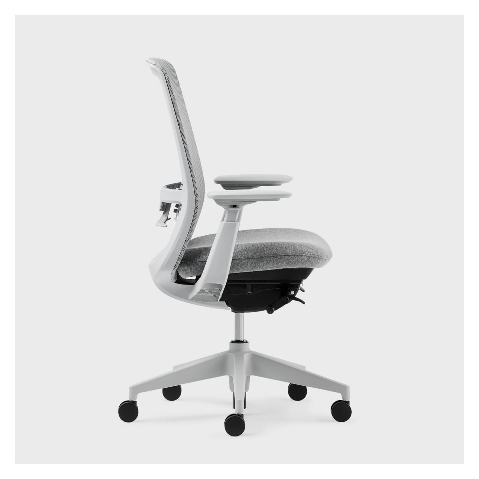 Haworth Soji Mesh Ergonomic Task Chair, Steel